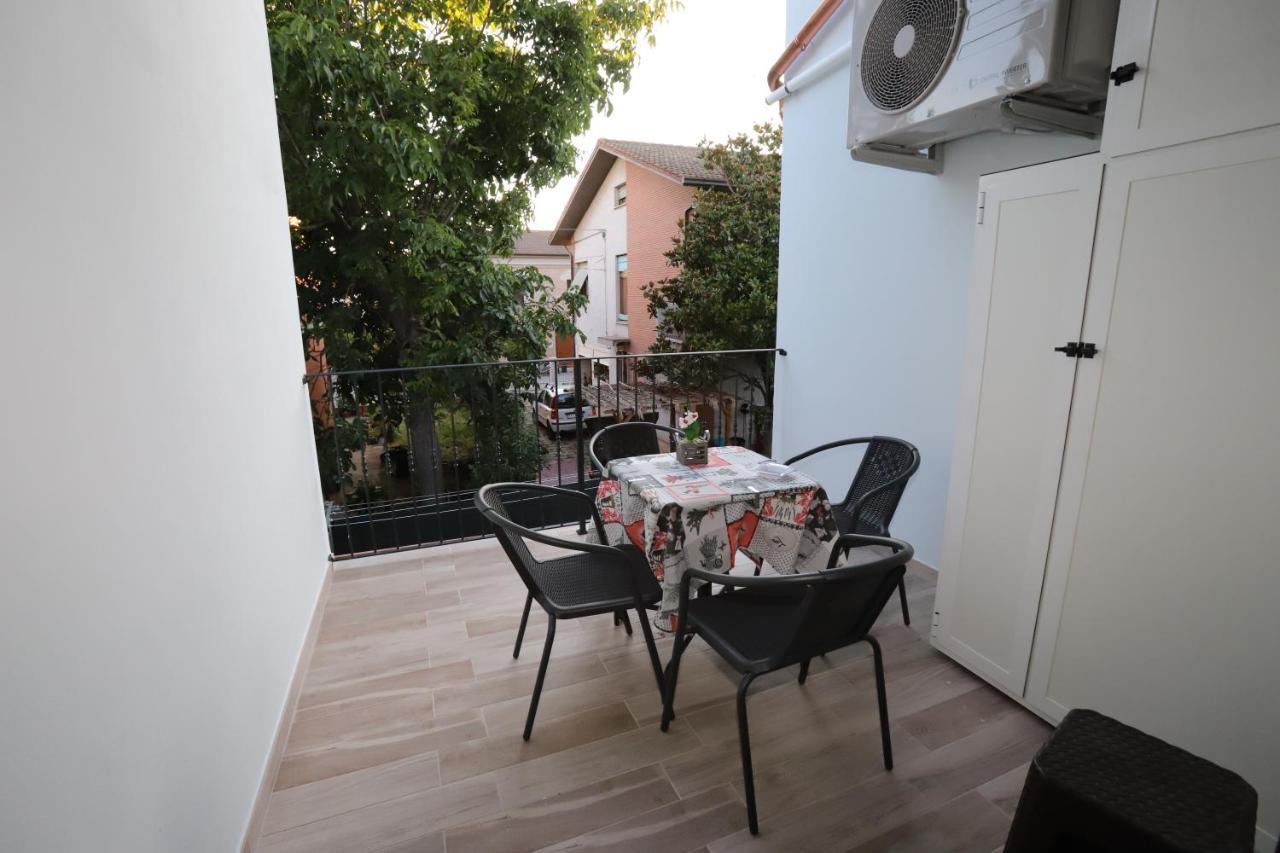 Orchidea Rooms & Suites Civitanova Marche Exterior foto