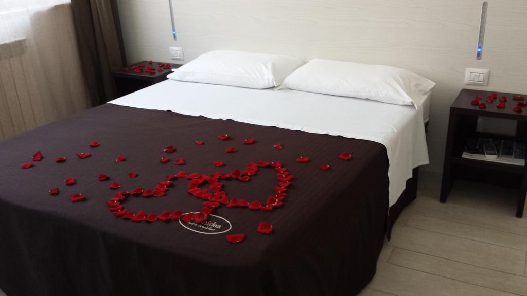 Orchidea Rooms & Suites Civitanova Marche Exterior foto