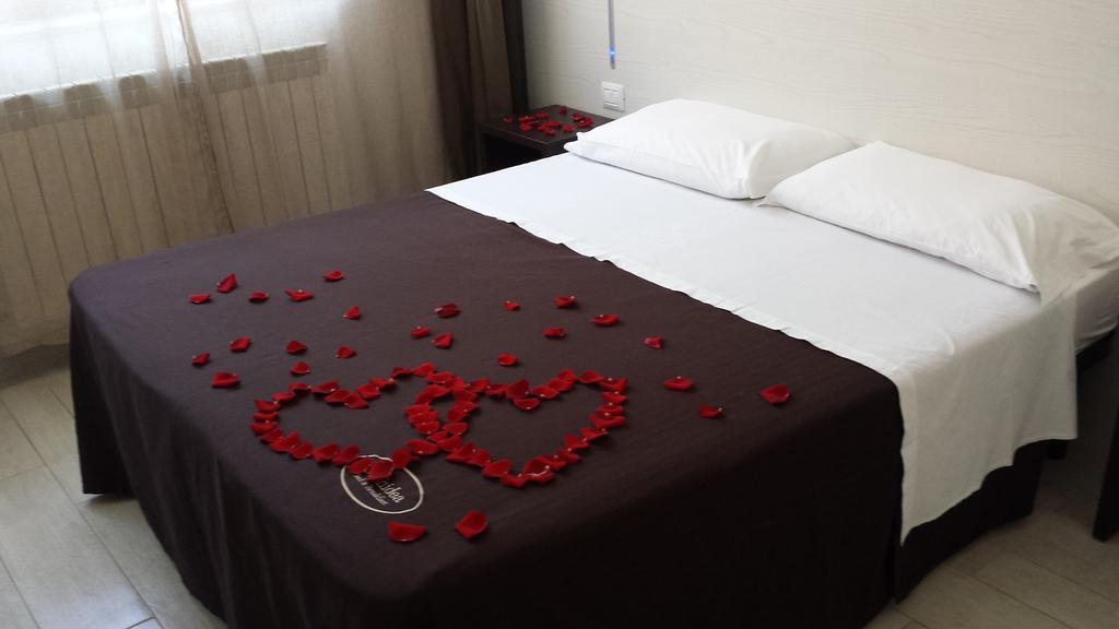 Orchidea Rooms & Suites Civitanova Marche Exterior foto