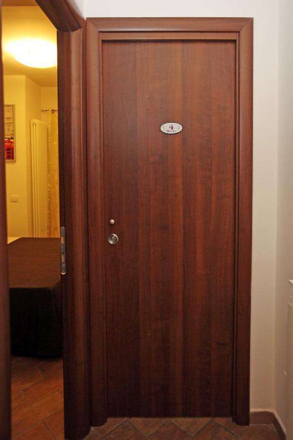 Orchidea Rooms & Suites Civitanova Marche Exterior foto