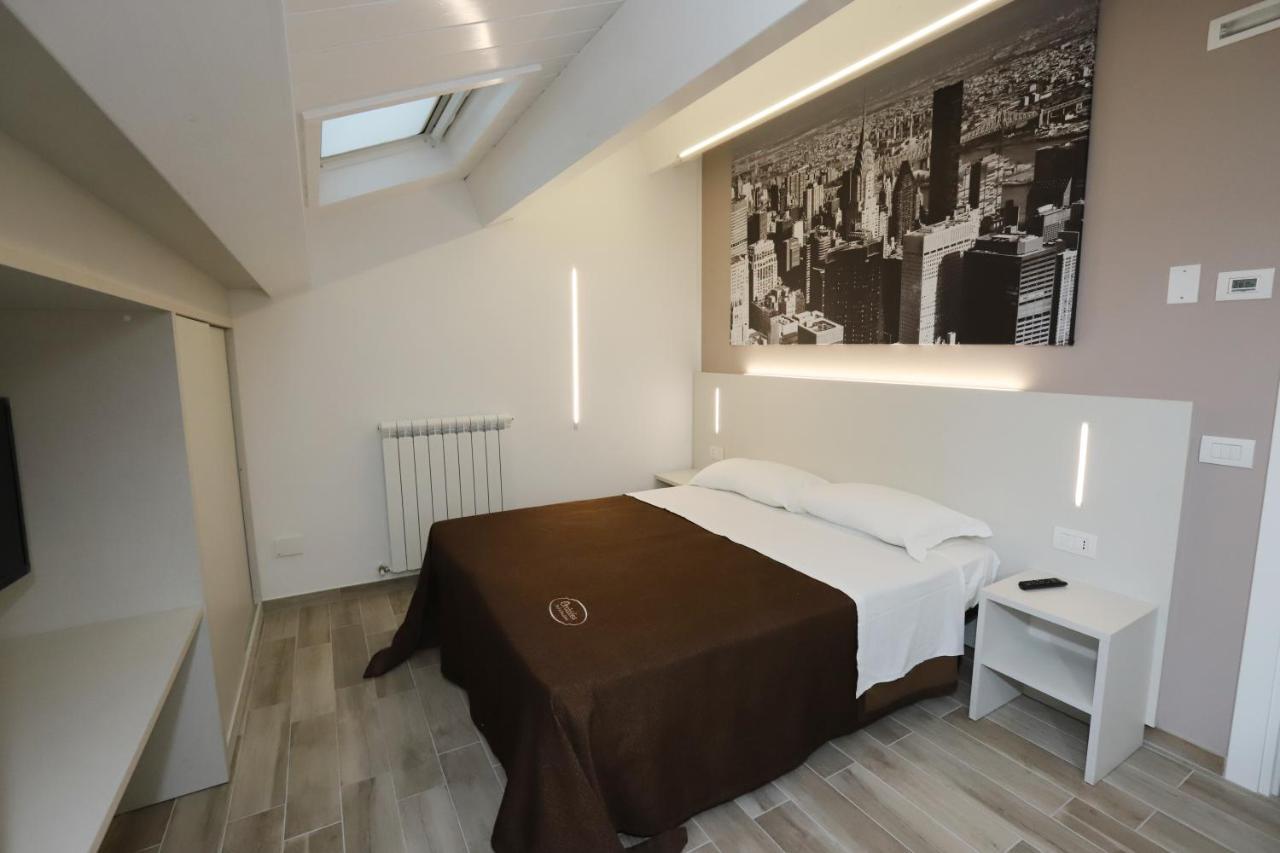 Orchidea Rooms & Suites Civitanova Marche Exterior foto